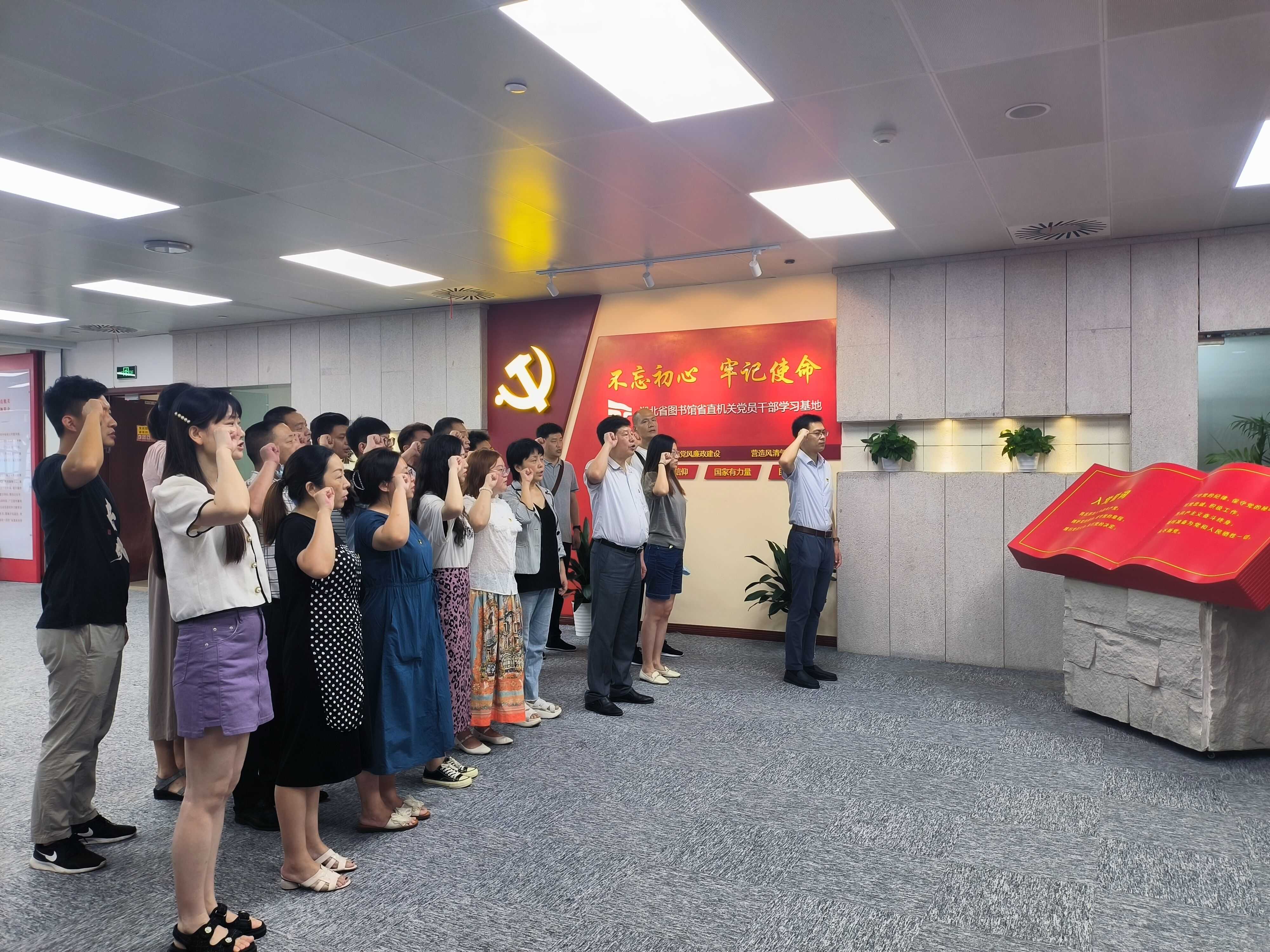 QQ圖片20220701060419.jpg